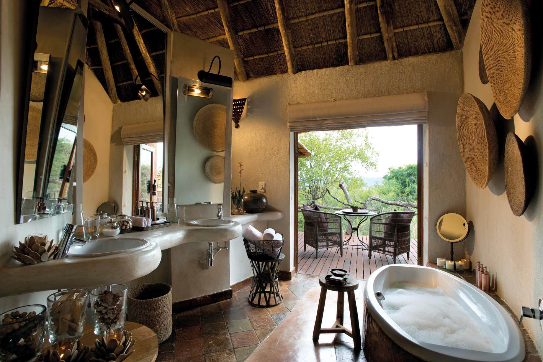 Luxury Cape, Chobe River Cruise & Big 5 Honeymoon Safari