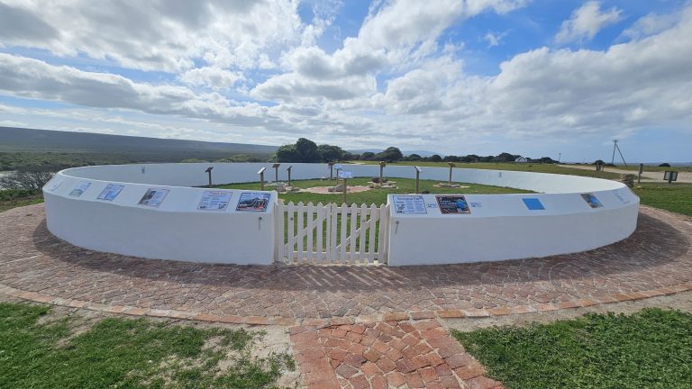 De Hoop Collection Launches New De Hoop Earth Age Display