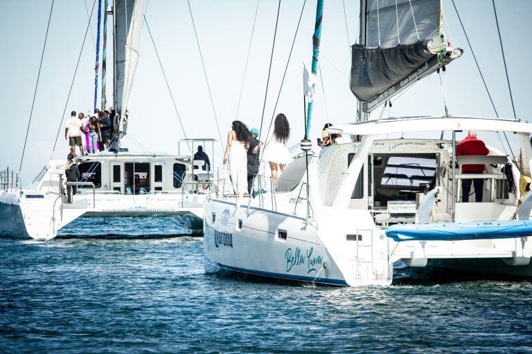 ALL ABOARD! Redefining Corporate Functions and Getaways with Ocean Sailing Charters